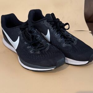 Nike Zoom Pegasus 34 Black Running Shoes Women’s 8.5